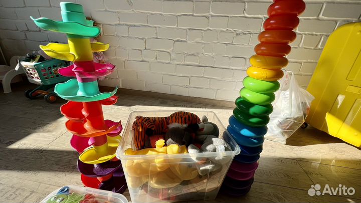 Большое пакет игрушек