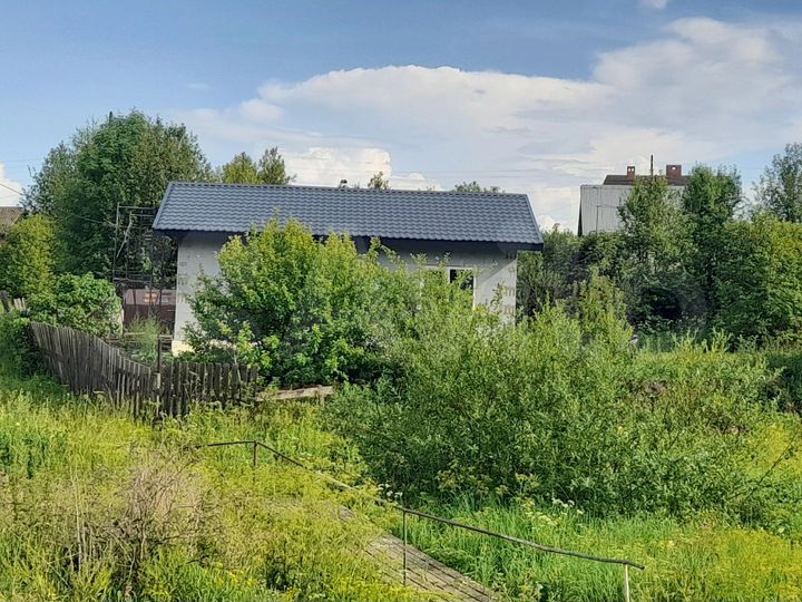 Дом 48 м² на участке 6 сот.