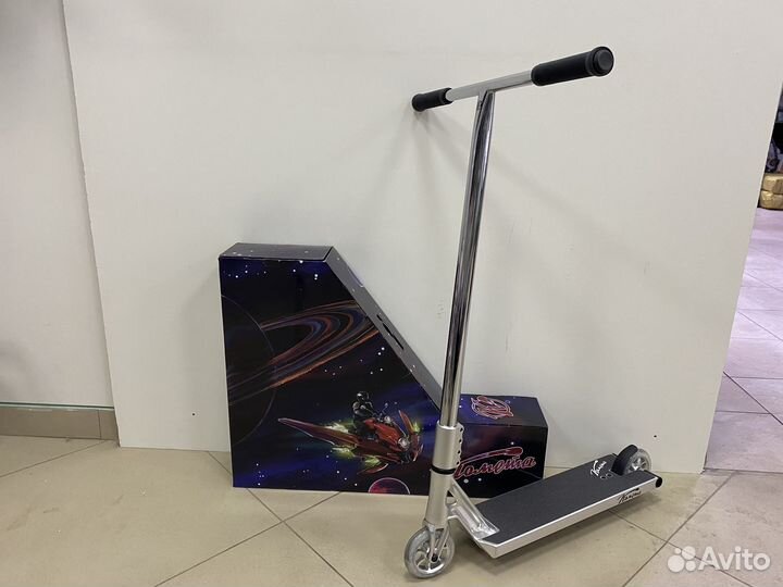 Самокат трюковой Комета Астра 525 серебро