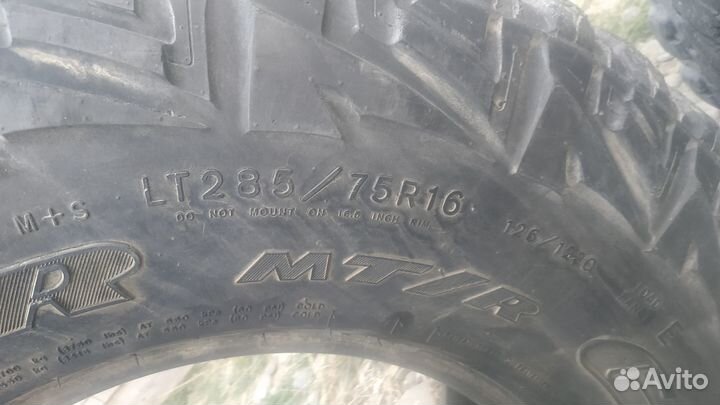 Goodyear Wrangler MT/R Kevlar 285/75 R16