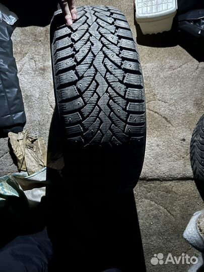 Formula Ice 205/60 R16 96T