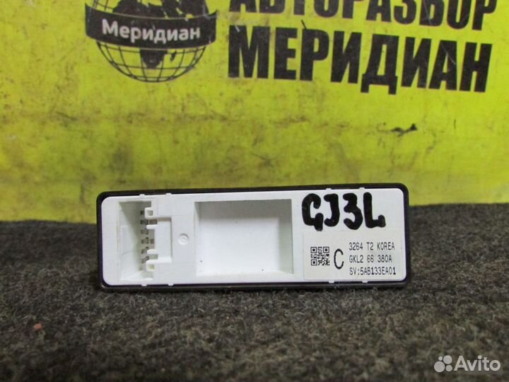 Mazda 6 (GJ) Кнопка стекло подъёмника