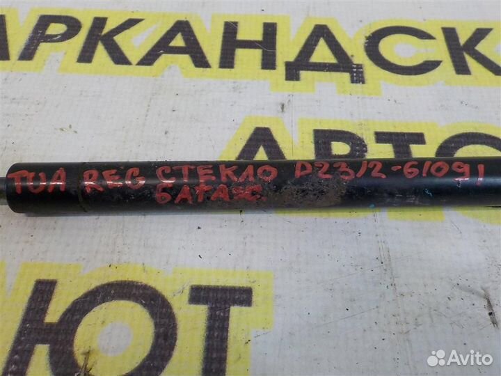 Амортизатор стекла багажника Volkswagen Touareg I