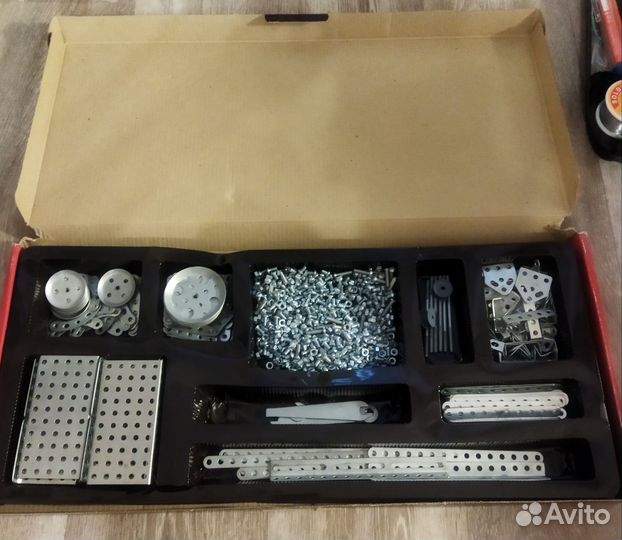 Металлический конструктор 