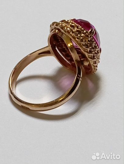 Золотое кольцо с камнем СССР \583\ Т22550