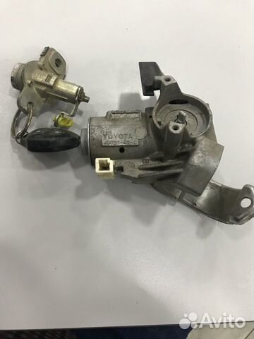 Замок зажигания Toyota Corolla 2007 года