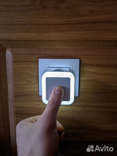 Светильник ночник в розетку