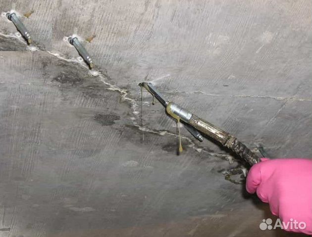 Насос инъекционный 1К для ремонта бетона