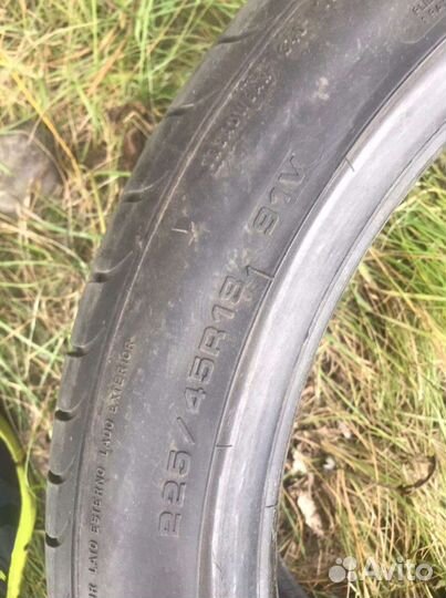 Goodyear EfficientGrip 245/45 R18