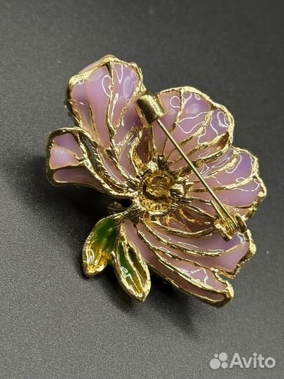 Брошь цветок
