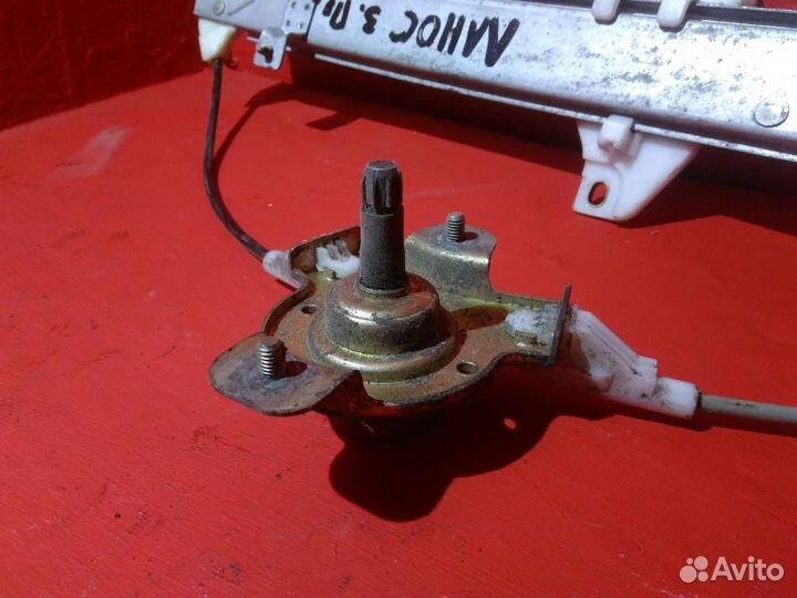 Стеклоподъемник задний правый Шевроле Ланос