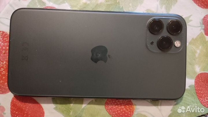 iPhone 11 Pro, 64 ГБ
