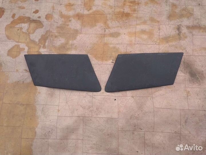 Уголок капота левый вольво внл 670