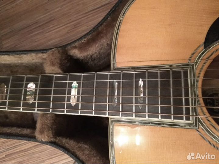 Акустическая гитара Morris w-100