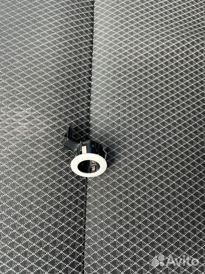 Кронштейн крепления парктроника Toyota и Lexus