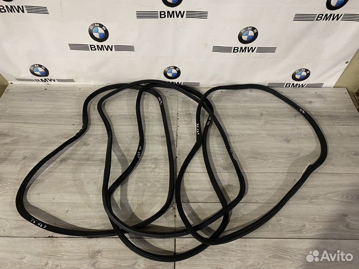 Уплотнитель двери передней/задней BMW G30/G11/G12