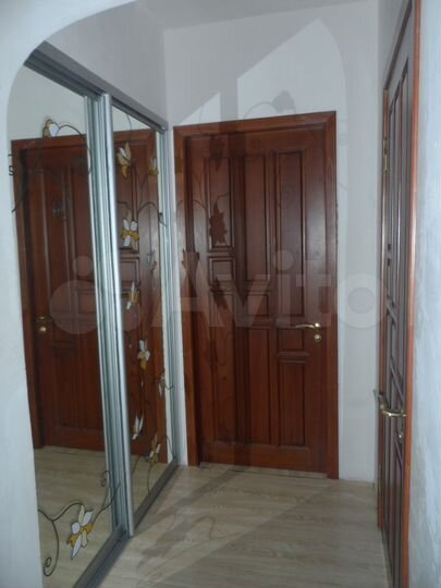 3-к. квартира, 110 м², 2/9 эт.