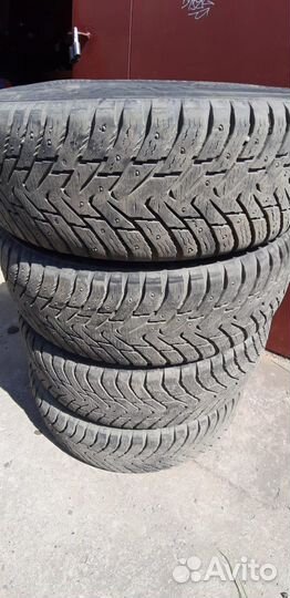 Nokian Tyres Hakkapeliitta 8 SUV 245/70 R16
