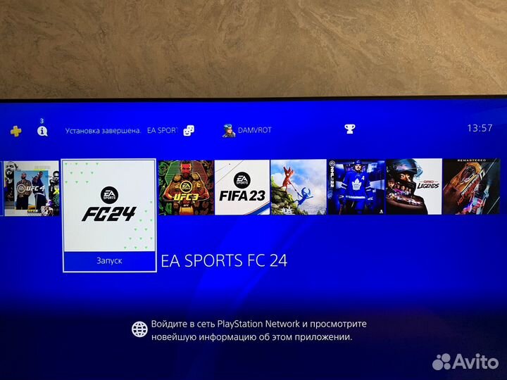 Sony PlayStation 4 PRO 1 TB (2 джойстика + игры)