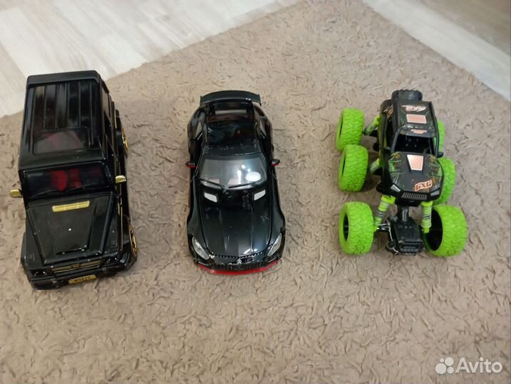 Машинки и роботы