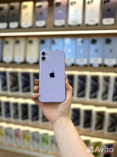 iPhone 11, 64 ГБ