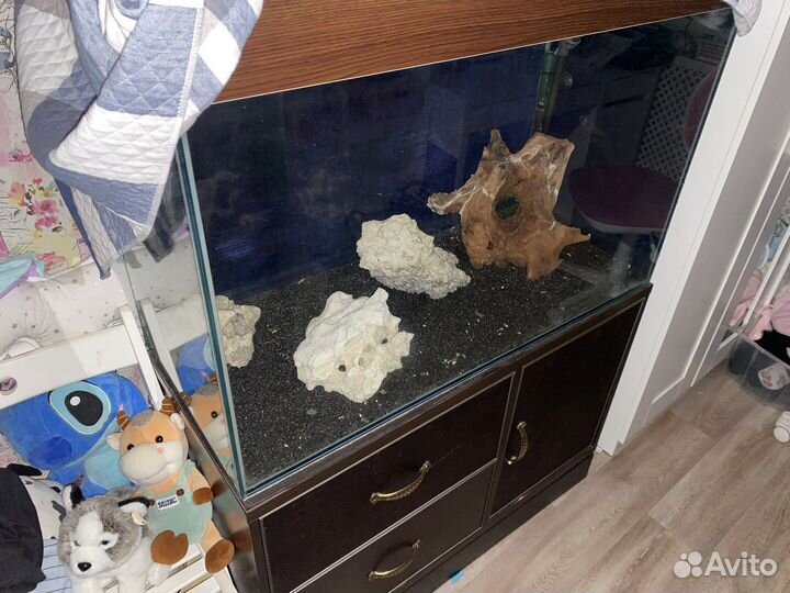 Аквариум с тумбой. 250 литров