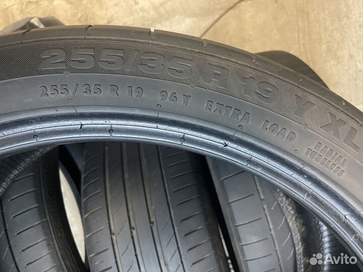 Continental ComfortContact - 5 225/40 R19 и 255/35 R19 93Y