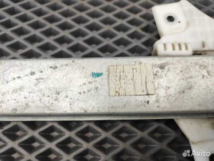 Стеклоподъемник электр. передний правый Hyundai