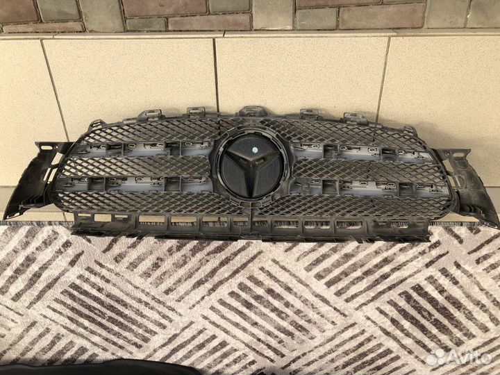 Решетка радиатора