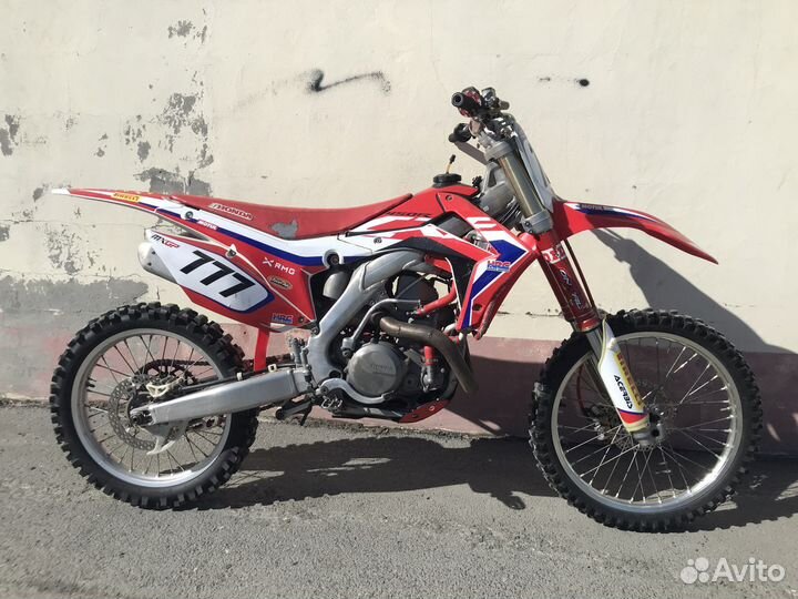 Honda CRF 450R PGM-FI