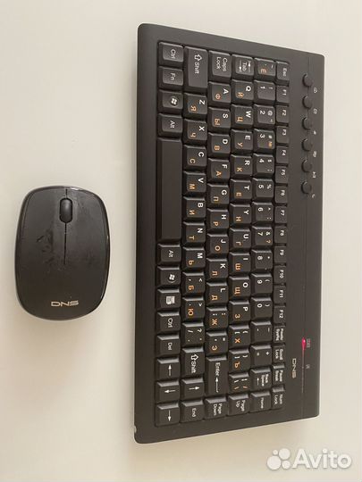 Беспроводная клавиатура и мышь
