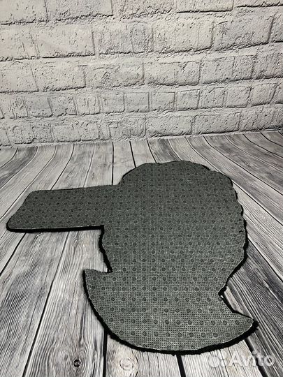 Коврик ручной работы 