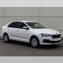 Skoda Rapid 1.6 AT, 2020, 84 729 км, с пробегом, цена 1 590 000 руб.