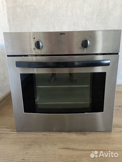 Электро духовой шкаф zanussi ZOB 243 X б/у