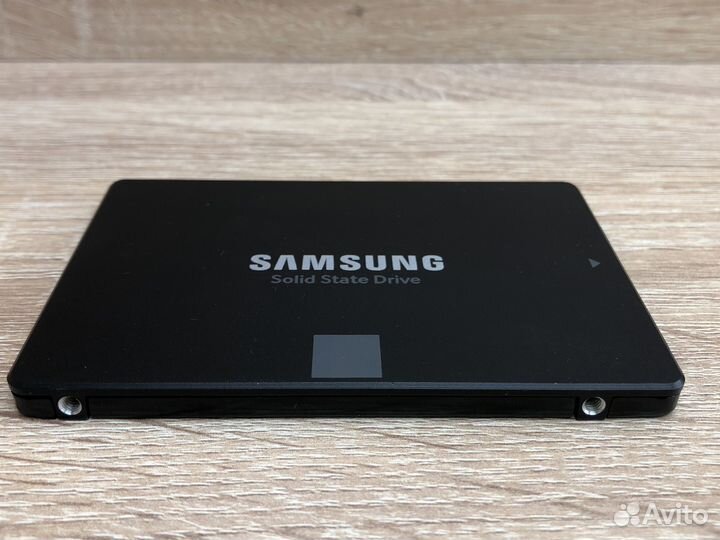 М.25878 SSD накопитель Samsung 1TB