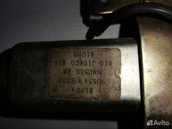 Замок дверной nissan