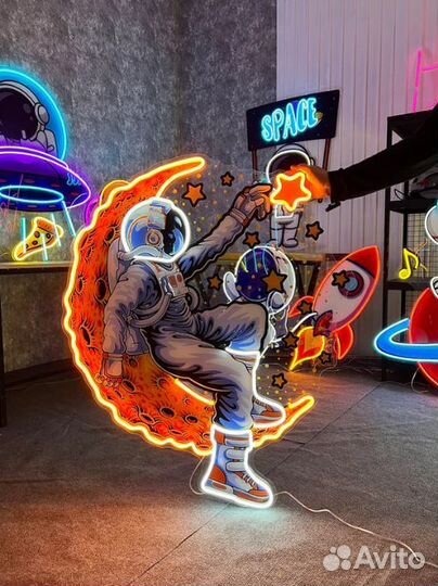 Объемные световые буквы для магазина, рассрочка