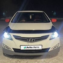 Hyundai Solaris 1.6 AT, 2016, 280 000 км, с пробегом, цена 765 000 руб.