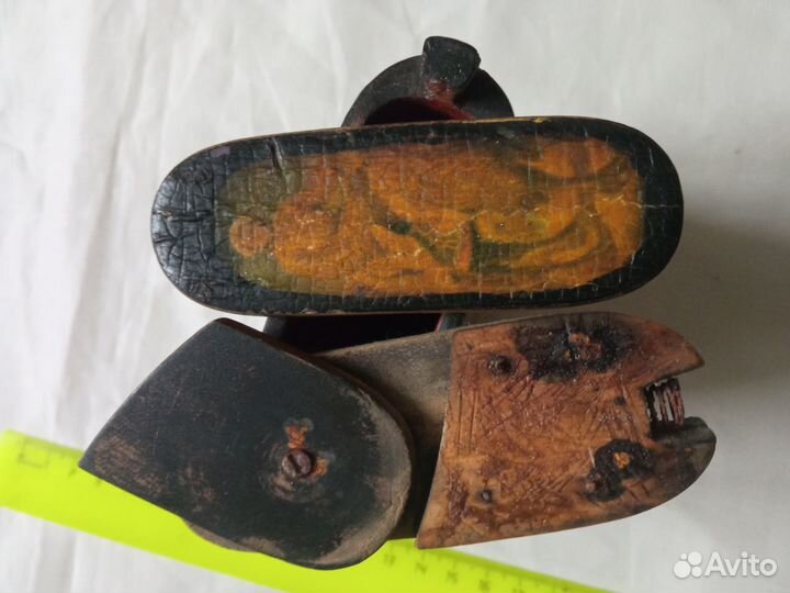Старинные вещи дерево черный лак папье маше Палех