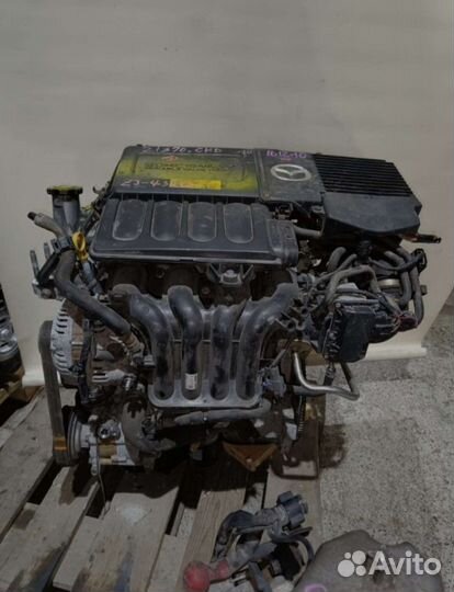 Двигатель mazda Demio de3fs ZJ