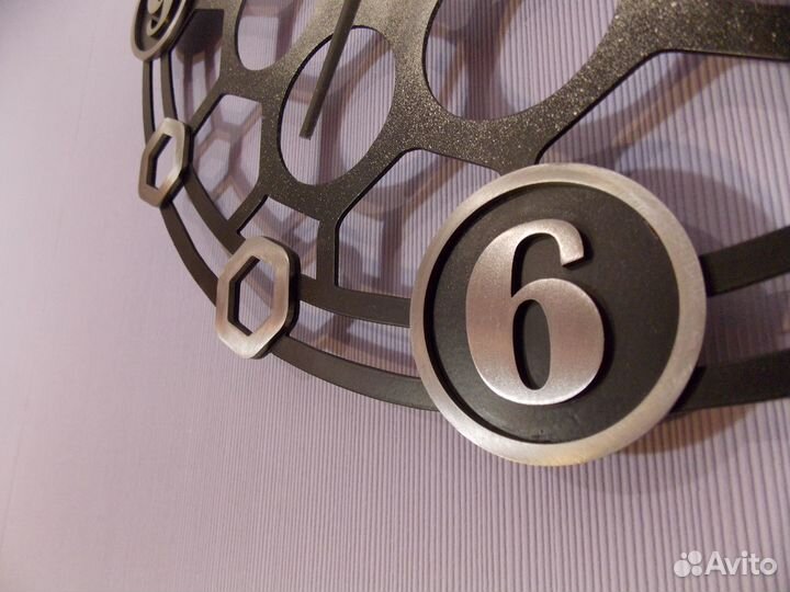 Необычные настенные часы Риэкт ручной работы