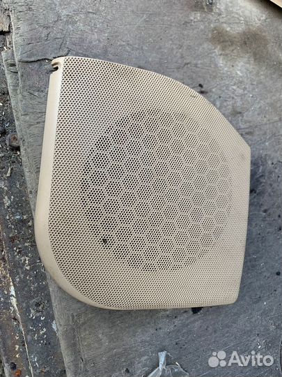 Пластиковые накладки на акустику Mercedes w221