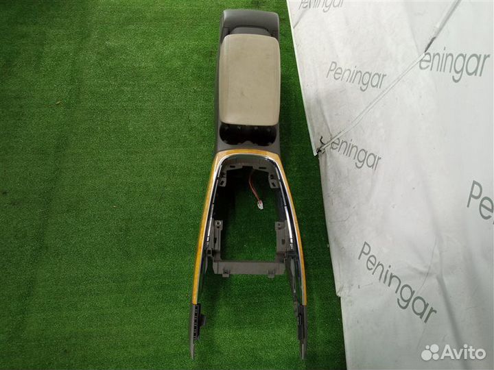 Центральная консоль Audi Q5 8R