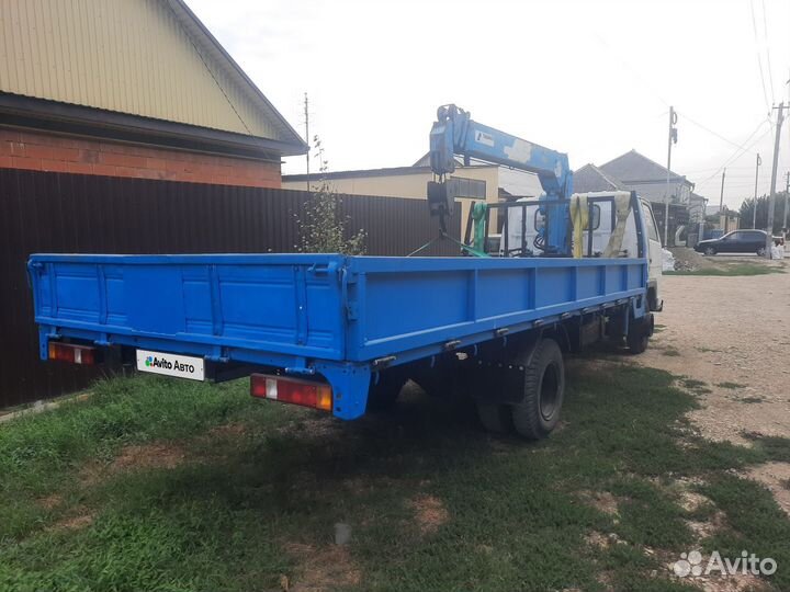 Бортовой грузовик Mazda Titan с КМУ Tadano, 1987