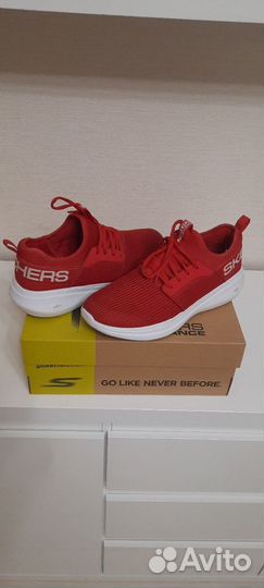 Кроссовки skechers GO run красные р.42