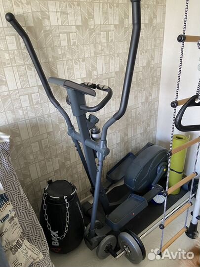 Эллиптический тренажер torneo