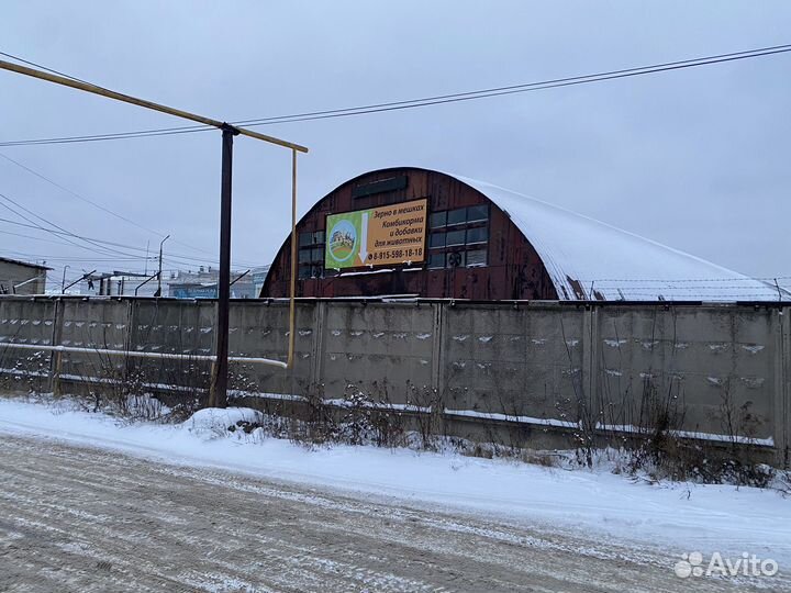 Зерно в мешках, Комбикорма