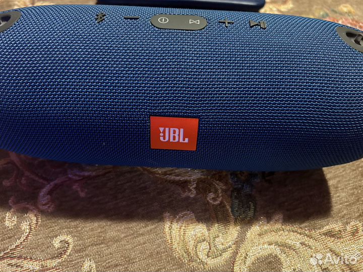 Колонка в упаковке jbl extreme blue