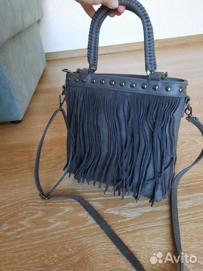 Продам женскую сумку