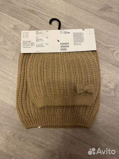 Новая шапка деми HM 6-8 лет